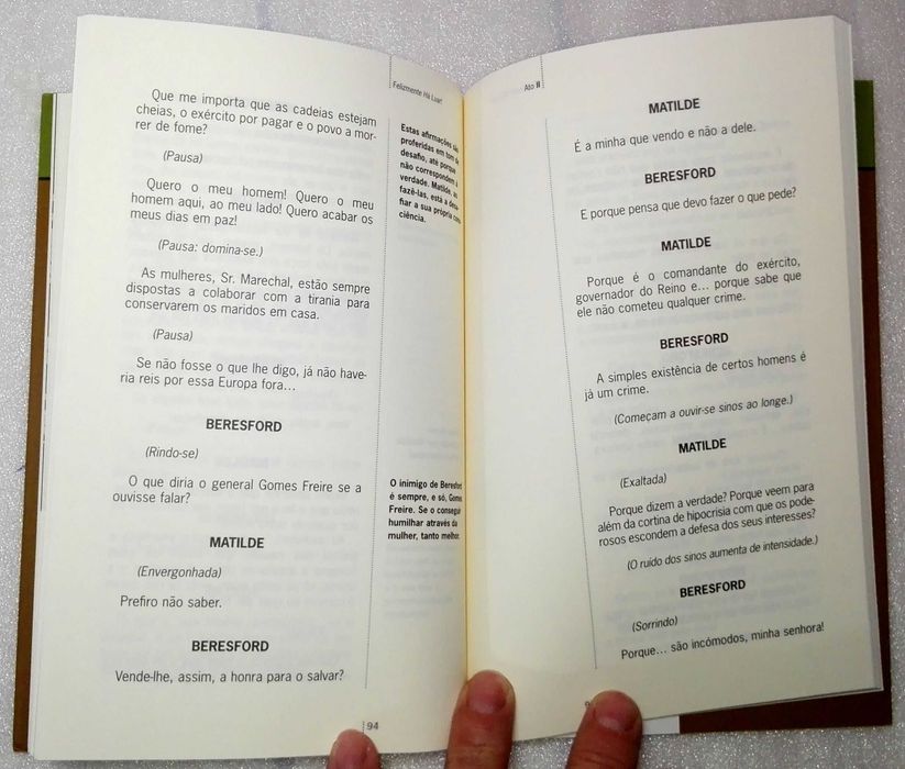 Livro Felizmente Há Luar!