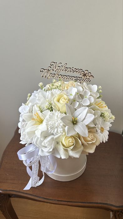 Flower box kwiaty mydlane bukiet zakończenie roku dla nauczyciela