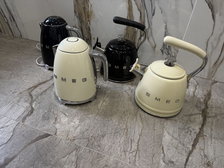 Чайник на плиту електро чайник smeg смег набір ножів