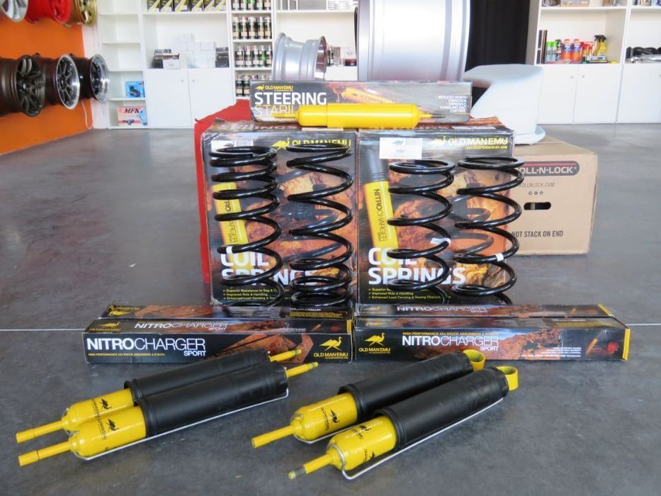 Kit suspensão OLD MAN EMU Land Rover Discovery +5