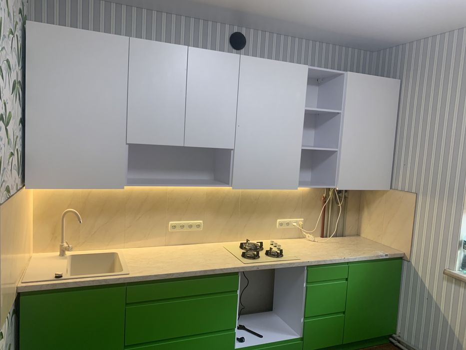 Кухни на заказ,изготовление кухонь по вашим размерам,