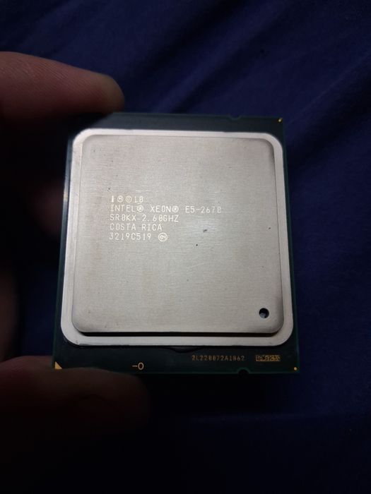 Procesor intel xeon e5 2670 v1