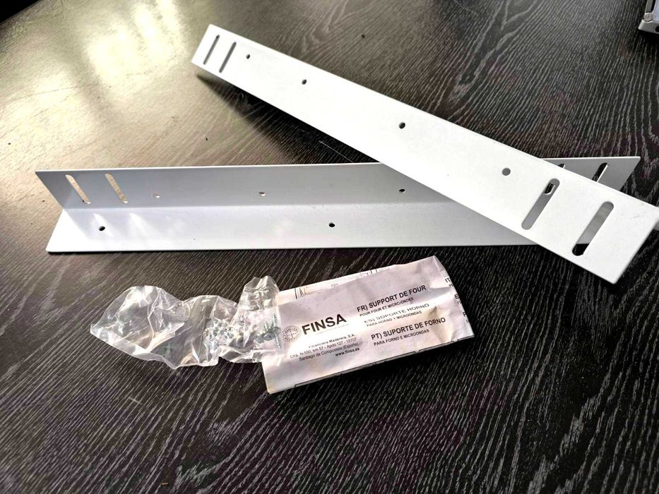 Kit de suporte para forno de 51,2x6,2x5,2 cm Finsa - novo em pacote