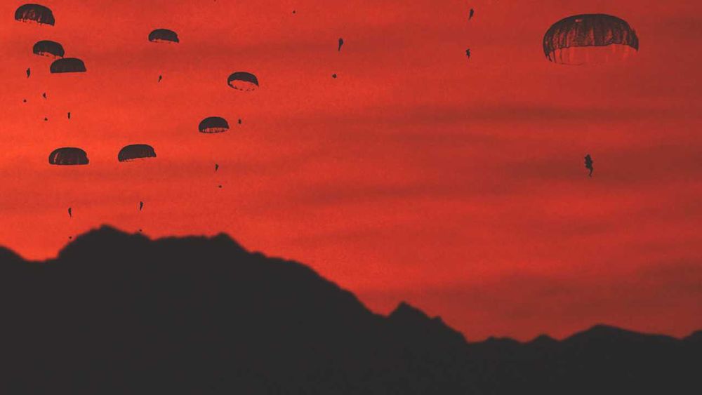 RED DAWN (Violent Dawn) Patrick Swayze/Charlie Sheen64740885771395123