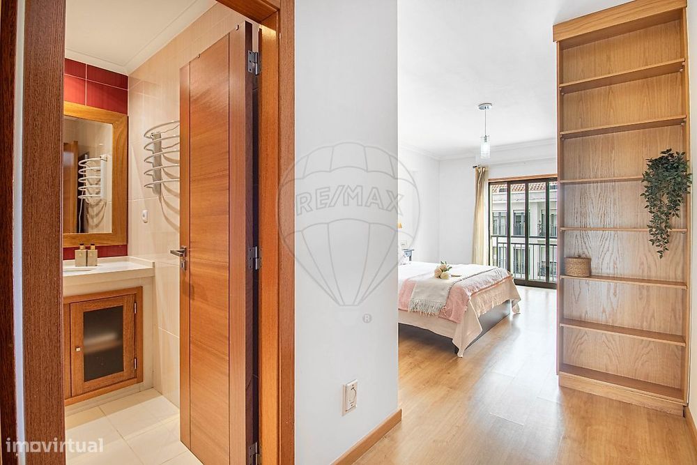 Apartamento T4 para arrendamento