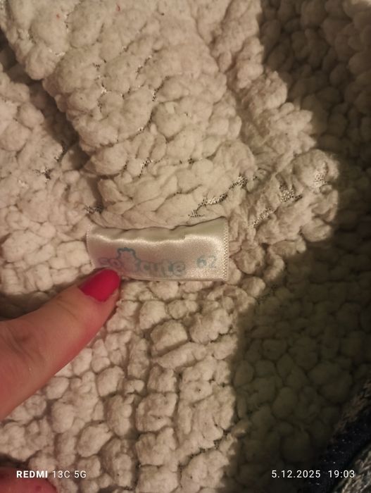 Kombinezon dla niemowlaka 62