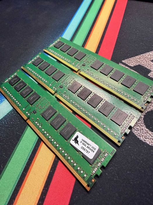 Kości pamięci RAM DDR4 ECC | SK hynix 1 x 8GB