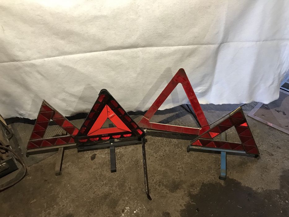 Аварійні знаки