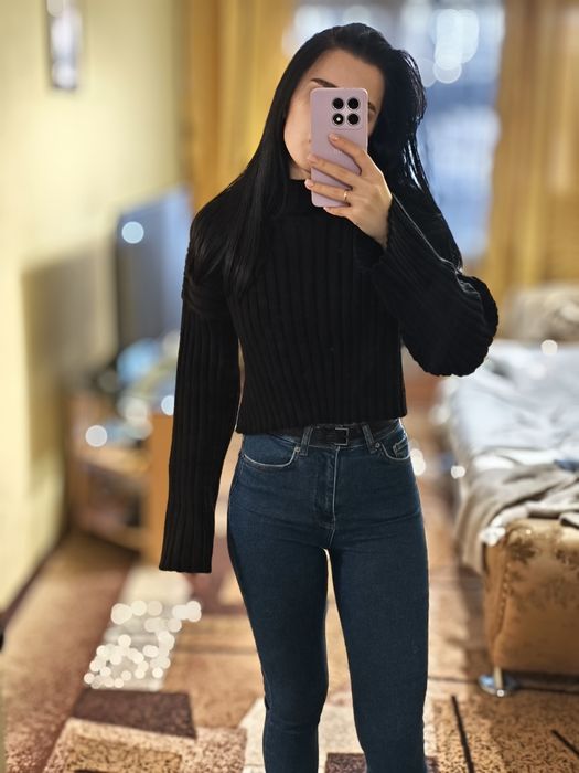 Вкорочений теплий светрик