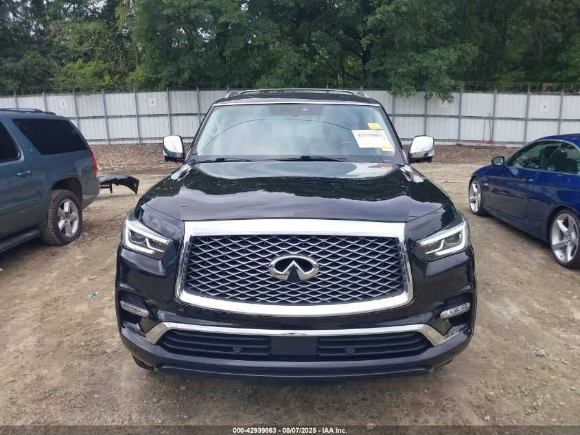 Разборка INFINITI QX80 Комплект:Телевизор+бампер+дистроник+фары+капот