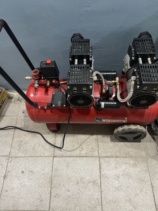 Воздушный компрессор Einhell