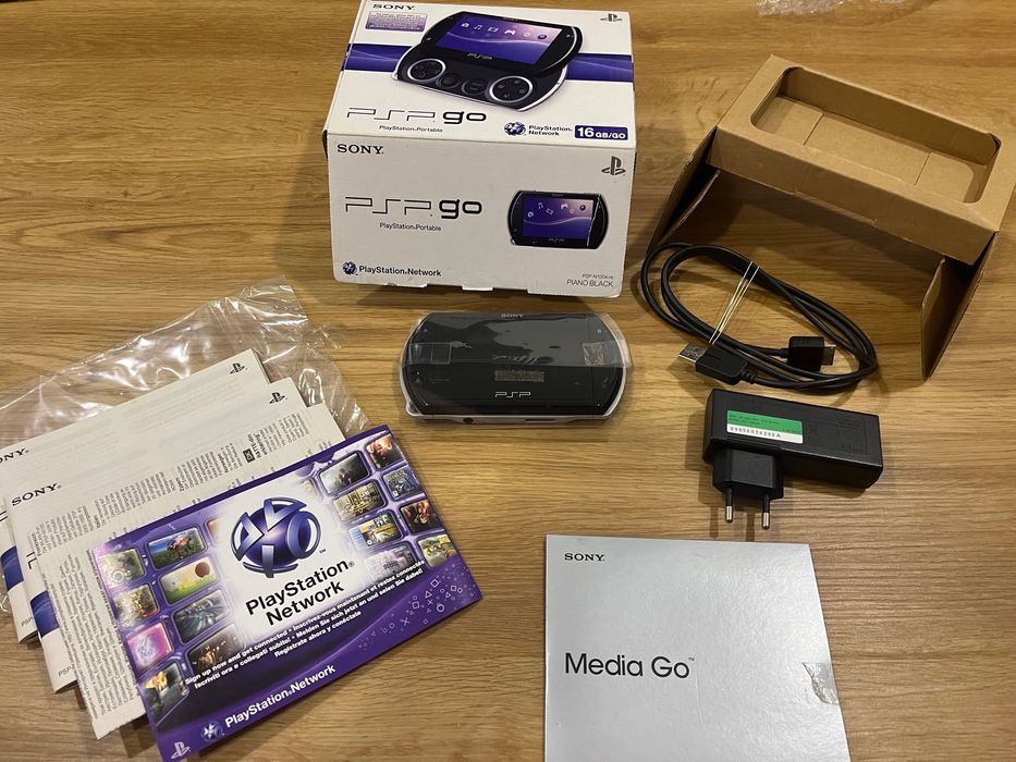Sony PSP Go - Completa na caixa