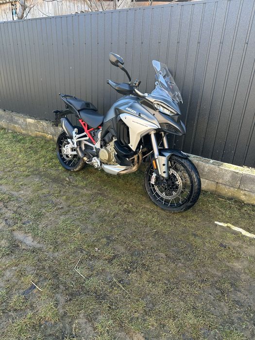 Ducati multistrada v4s 2023