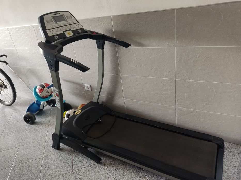 Treadmill474769215141324800