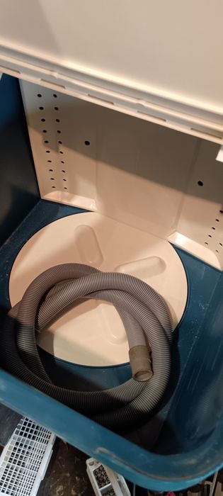 Maquina de lavar roupa pequena