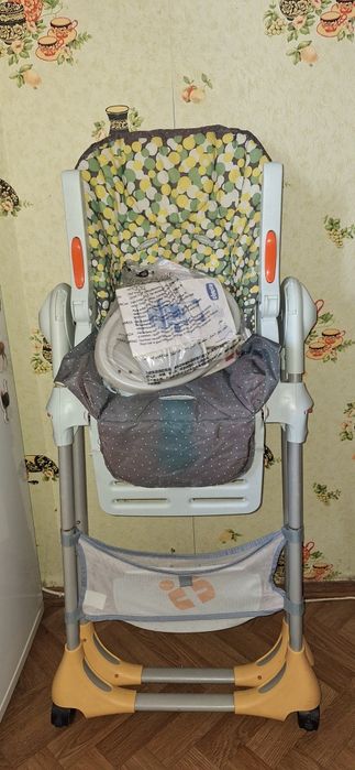 Стільчик для годування chicco polly