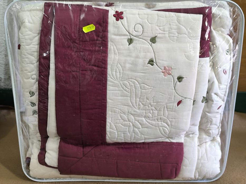 Conjunto de cama da marca Armantex