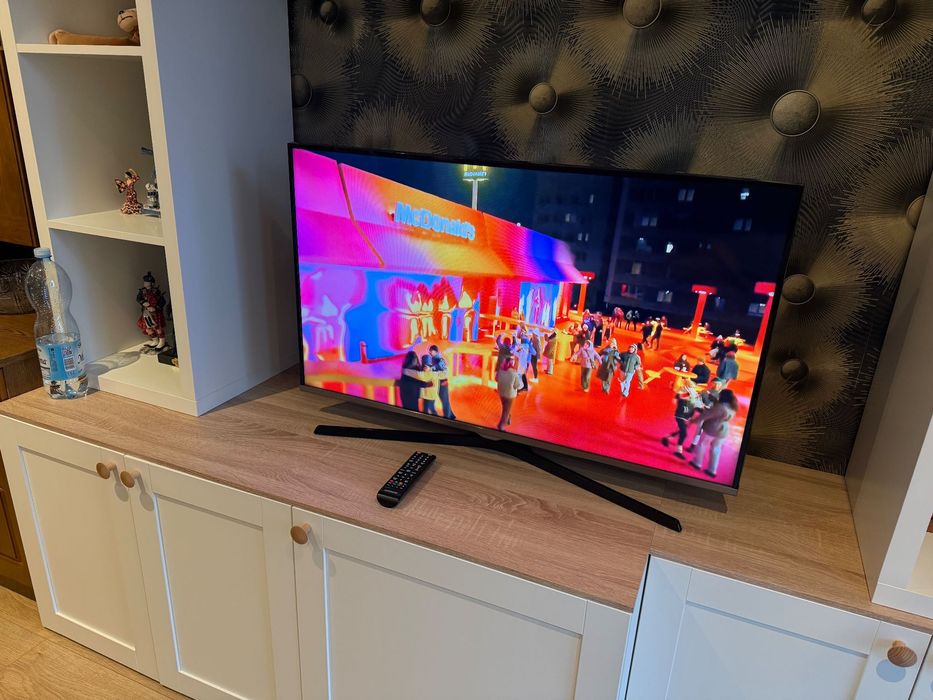 Telewizor Samsung 40 cali LED UE40J5100AW jak nowy bdb.