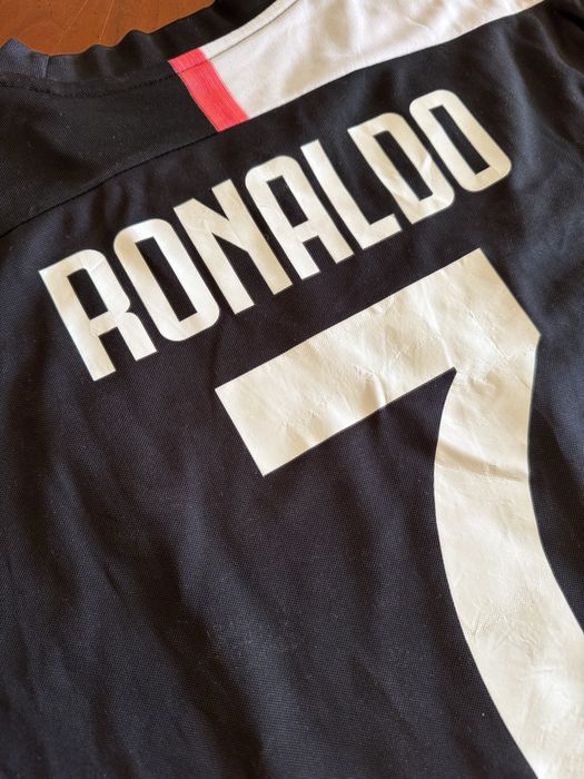 Camisola Juventus - M #7 Ronaldo 2019/2020 O — Excelente Estado