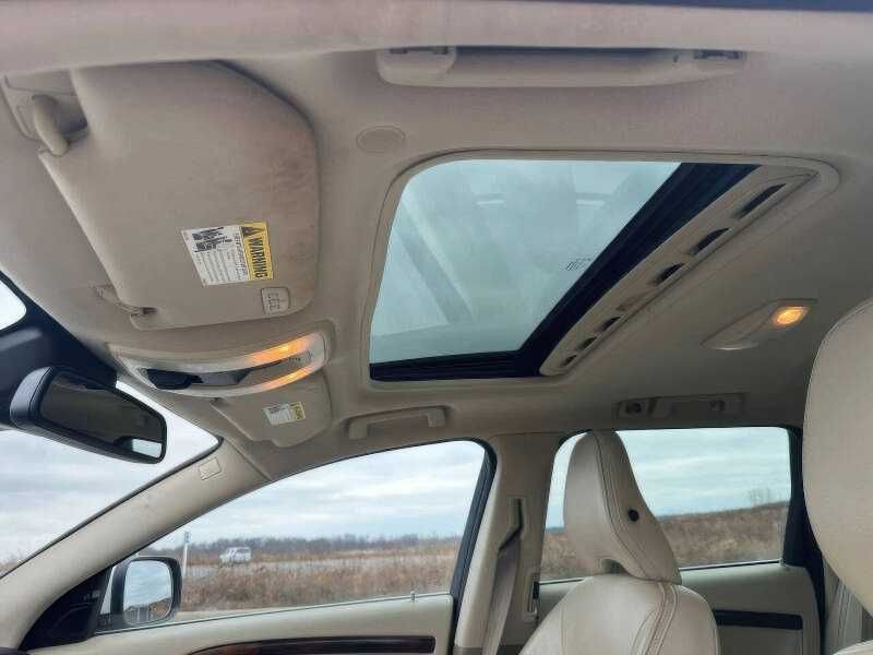 2015 Volvo XC70 T6 Premier Plus