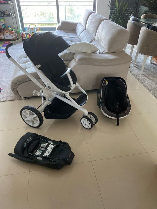 Pack Mobilidade Bebé  Carrinho Quinny Moodd + Cadeira Auto BeSafe