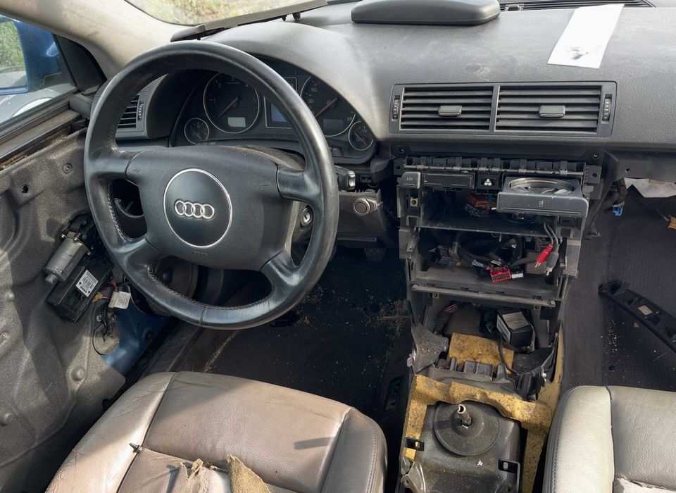 Audi A4 2002 para peças