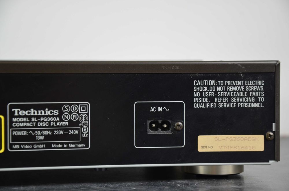 Odtwarzacz CD Technics SL-PG360A czarny