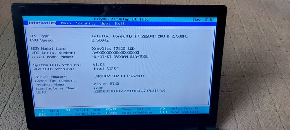 Acer Aspire 5749 i7 8 GB Ram ssd 128