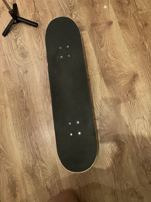 Skate da Decathlon semi-usado