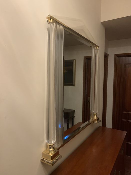 Espelho acrilico e dourado ( como novo)