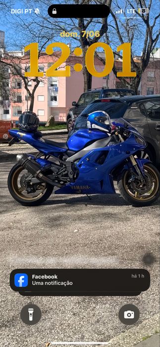 Yamaha R1 de 2000 em estado irrepreensivel