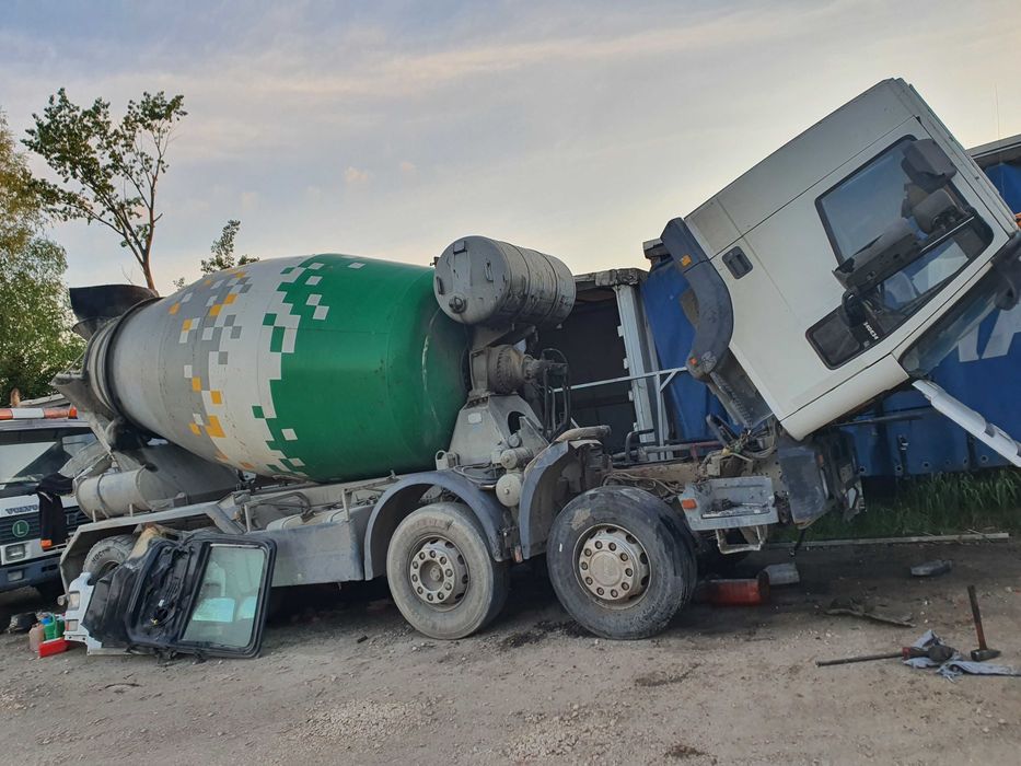 Iveco eurotrakker trakker 8x4