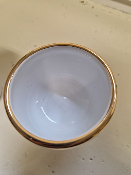 Czarka zdobiona 24kk złotem