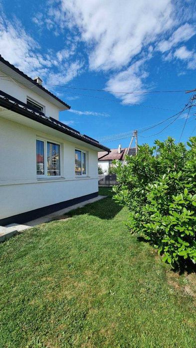 Продається стильний жилий будинок з меблями та технікою