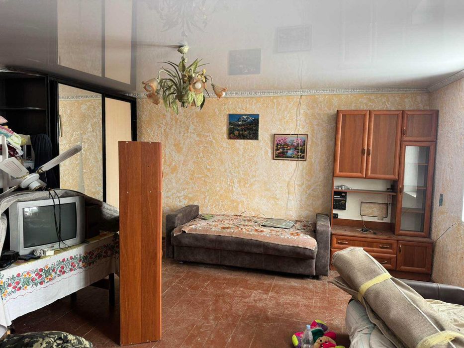 Продаж будинку з опалення і ділянкою на 6 соток, 59.7 кв. м., Турбів