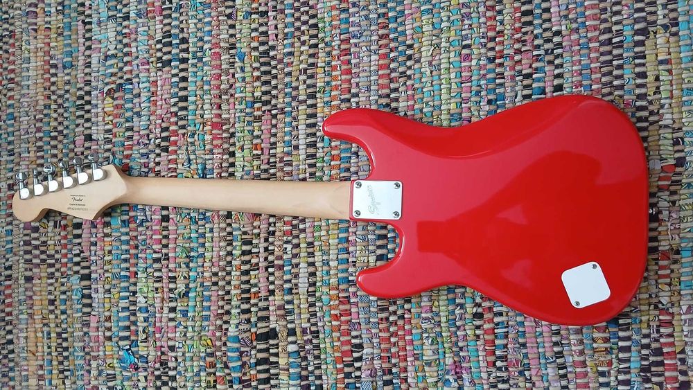 Guitarra - Fender Mini Squier Stratocaster