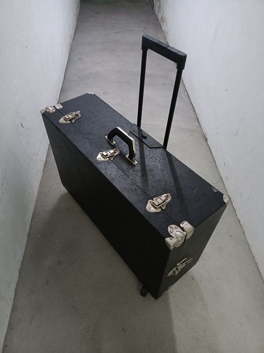 Mala/caixa trólei 77cmx47cmx26cm