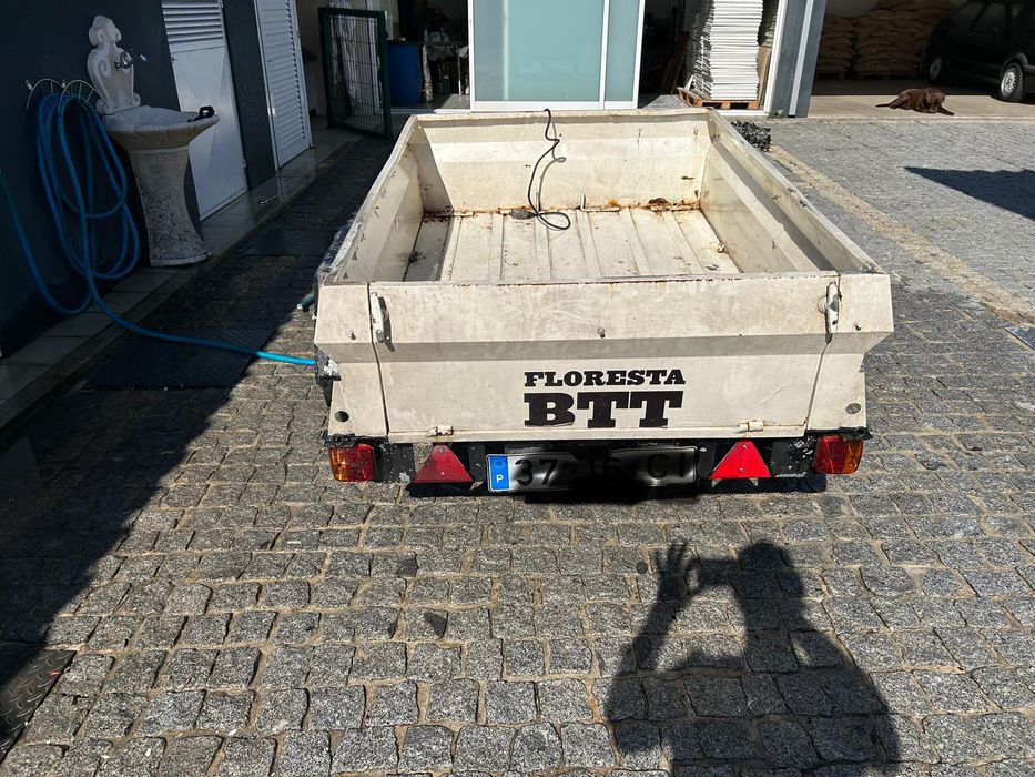 Reboque de transporte