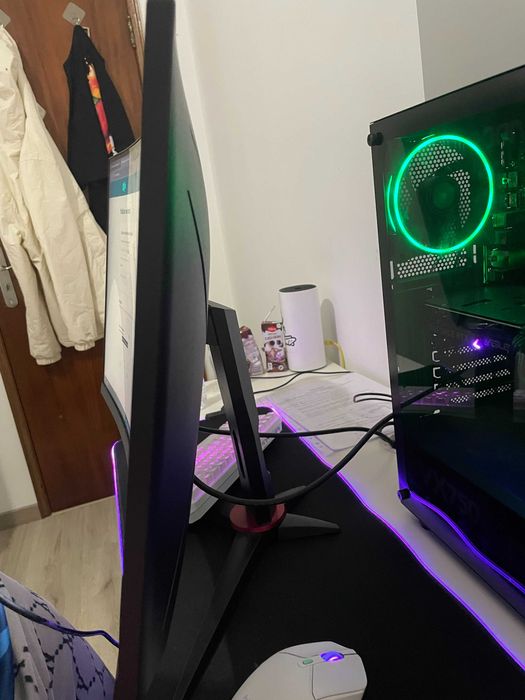 Monitor AOC 27" 240HZ 0.5MS