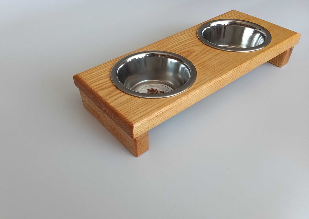 Stojak na miski dla psa lub kota 2 x 0,22 l