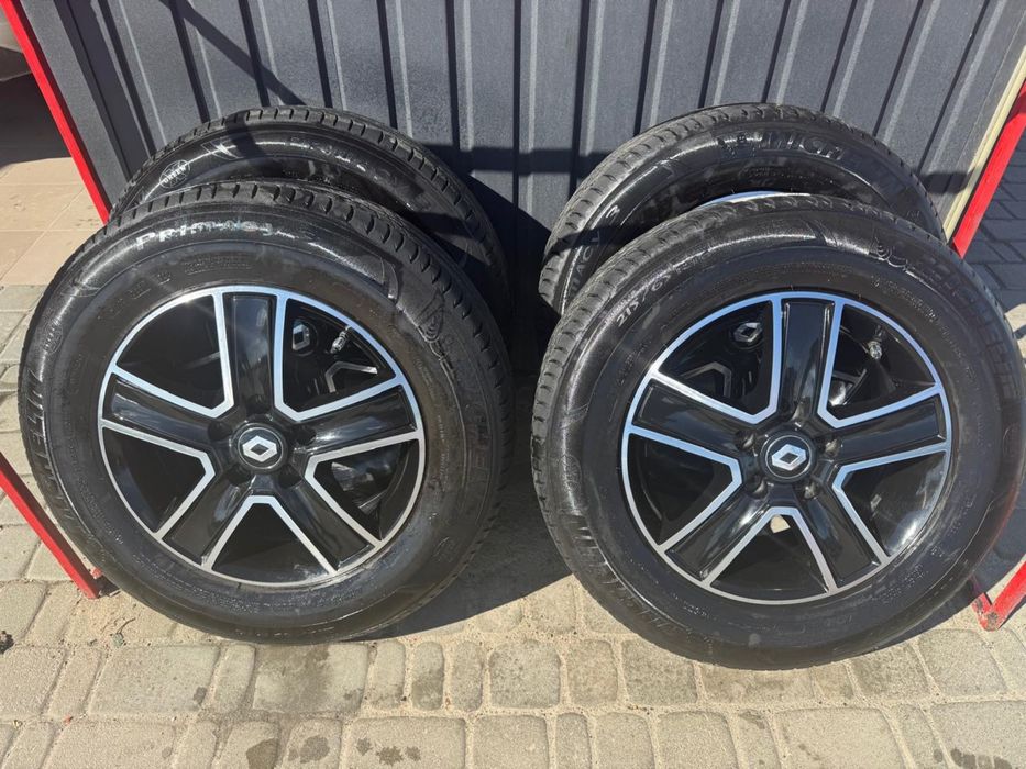 Колеса Мішелін 215/65/16