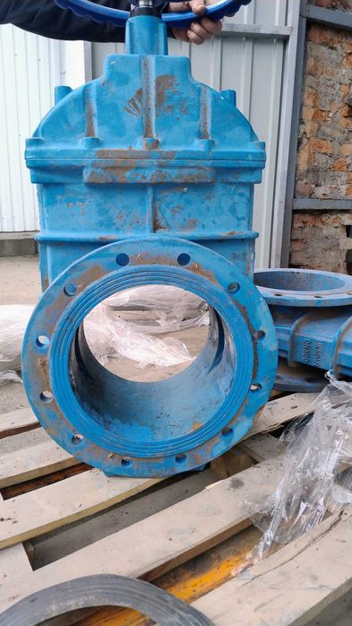 Продам засувки та батерфляй-клапани