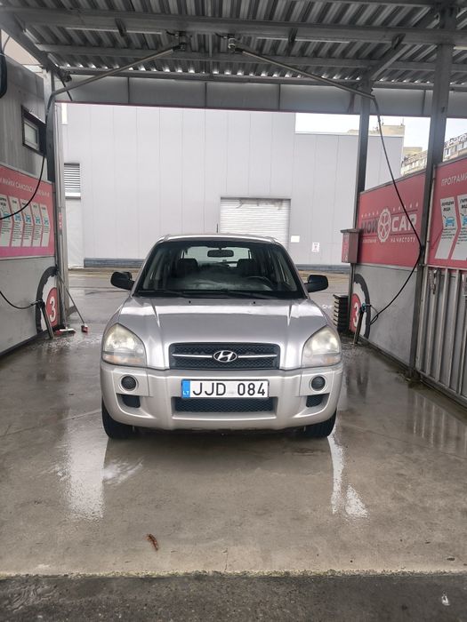 Продам Хюндай Тюксон 2.0 TDI 4WD