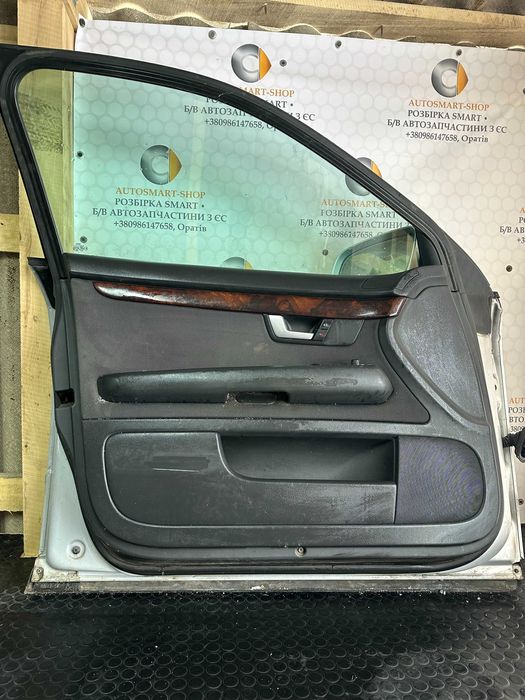 Ауді А4 B6 двері передні ліві в зборі