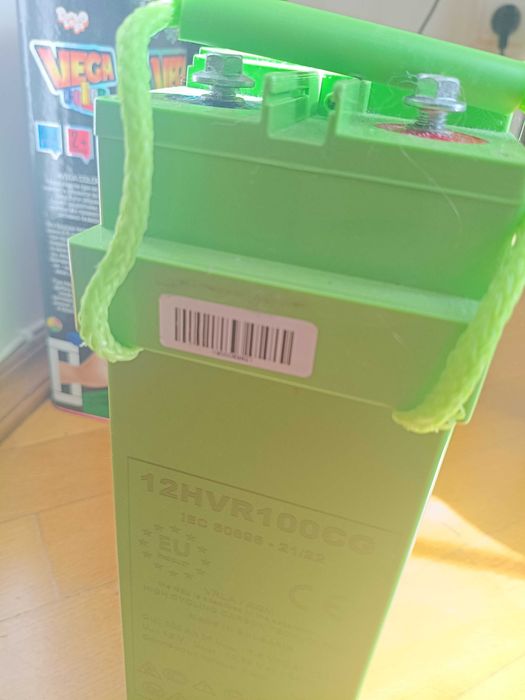Комплект живлення 12hvr100cg + інвертор 1600 + зарядне