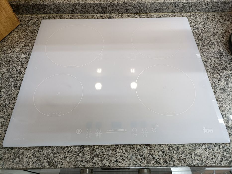 Placa de indução Teka branca