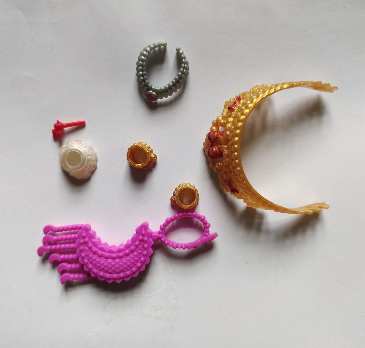 Сумки, аксесуари Monster High і  Ever After High