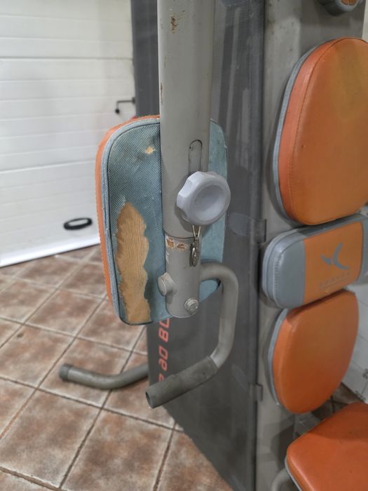 Vendo máquina multifunções domyos hg 60 boxe