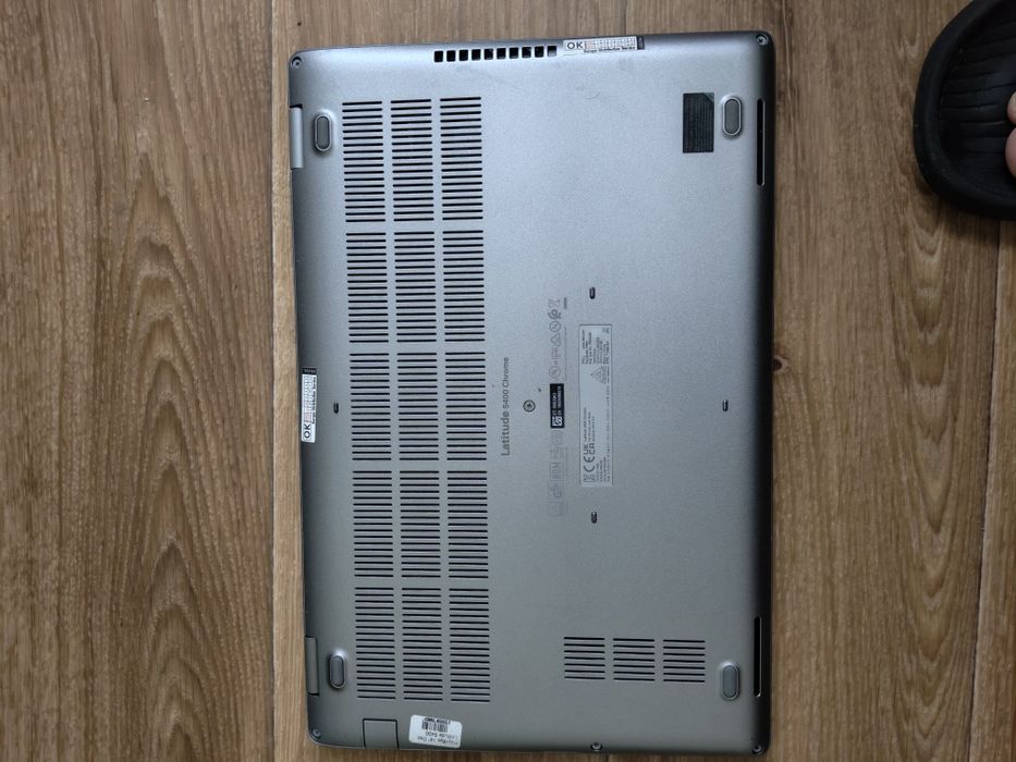 Dell latitude 5400  14 дюймів