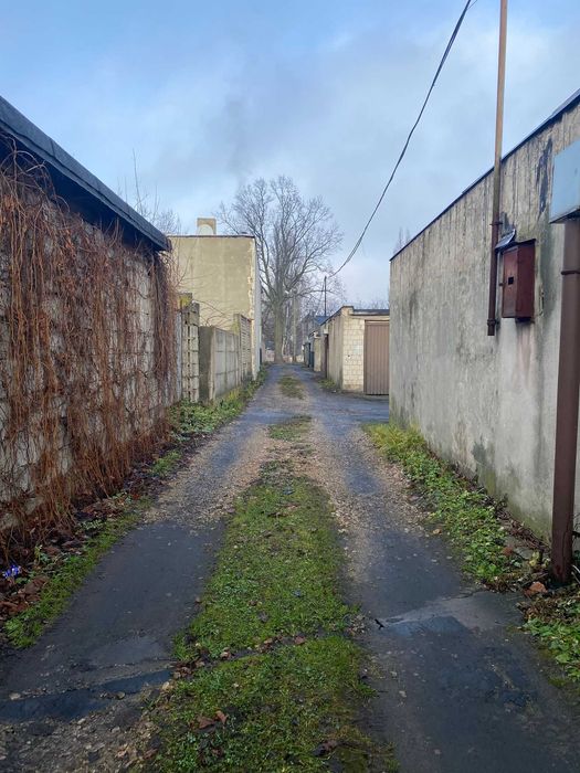 Sprzedam garaż 18,70 mkw, Pabianice, ul. Jana Pawła II